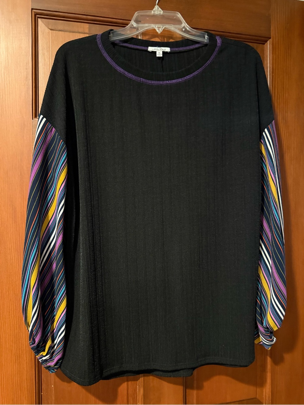 White Birch Boutique Top Lot
